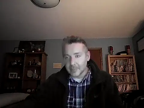 Snapshot of chrisw8140 chatting on February 10, 2026, 4:44 am chrisw8140 online show from February 10, 2026, 4:44 am