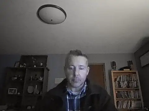 Snapshot of chrisw8140 chatting on February 3, 2026, 5:16 am chrisw8140 online show from February 3, 2026, 5:16 am