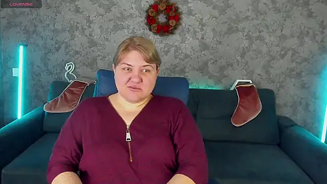 EmmaKanee online show from January 12, 2026, 8:21 am