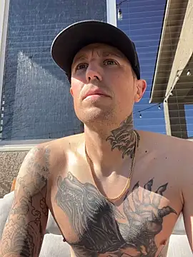 Snapshot of brngitdwn chatting on January 31, 2026, 7:23 pm brngitdwn online show from January 31, 2026, 7:23 pm