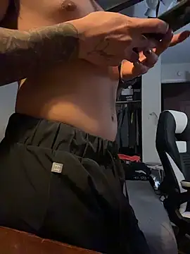 JoeyBlazy online show from February 26, 2026, 5:18 am