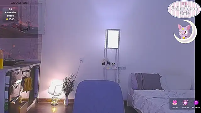 sailormoon666  online show from April 7, 2026, 2:46 am