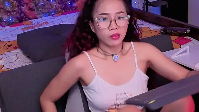 25sweetlilbunny online show from March 1, 2026, 4:56 am