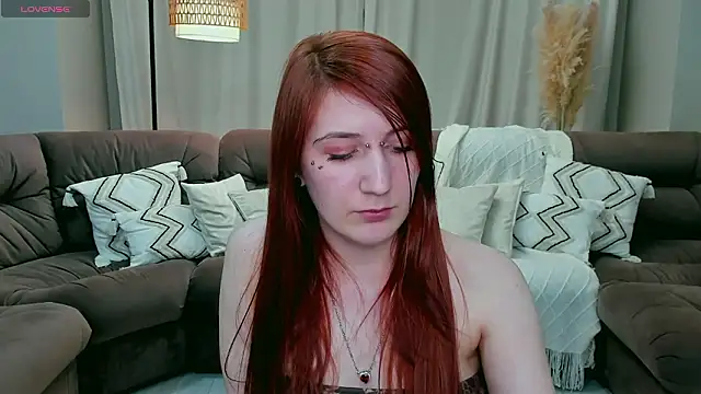 Polly Sweet online show from February 7, 2026, 6:49 pm