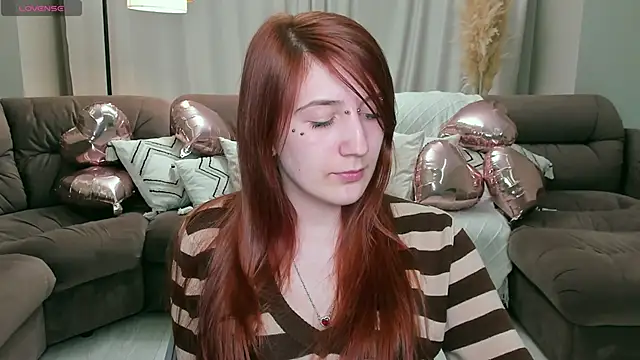 Polly Sweet online show from February 12, 2026, 6:51 pm