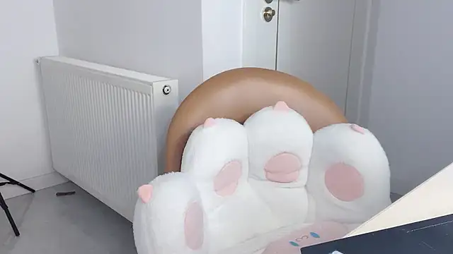 Snapshot of X-9958 chatting on February 28, 2026, 7:08 am X-9958 online show from February 28, 2026, 7:08 am