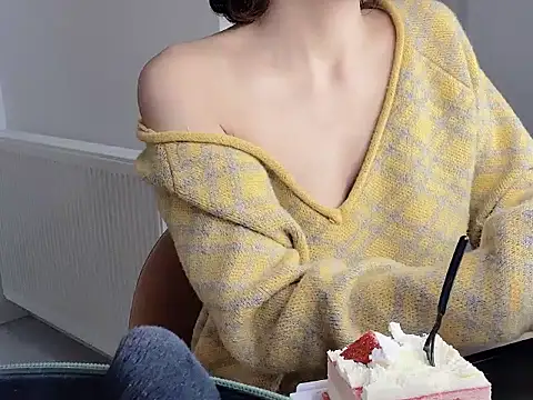 Snapshot of X-9958 chatting on February 6, 2026, 8:21 am X-9958 online show from February 6, 2026, 8:21 am