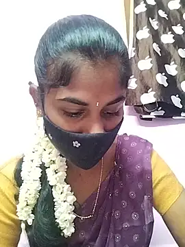 Tamil Hot RoyalQueen online show from April 9, 2026, 3:40 pm