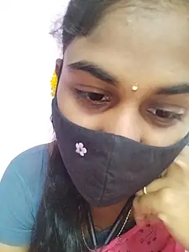 Tamil Hot RoyalQueen online show from March 1, 2026, 5:07 am