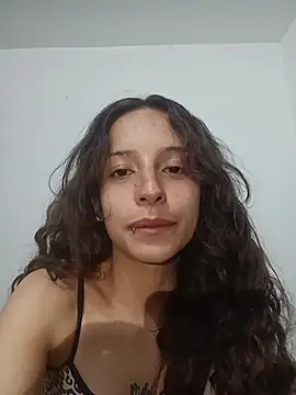 AlexxaAndRileyy online show from April 5, 2026, 6:20 am