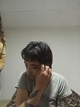 AlexxaAndRileyy online show from April 12, 2026, 4:16 am