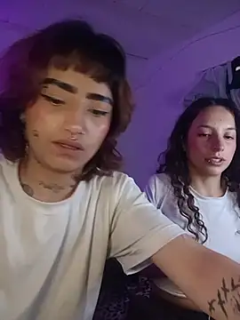 AlexxaAndRileyy online show from August 1, 2026, 3:59 am