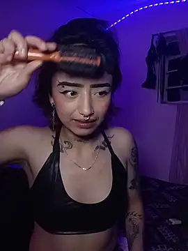 AlexxaAndRileyy online show from June 14, 2026, 4:14 am