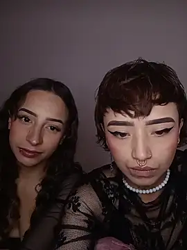 AlexxaAndRileyy online show from March 4, 2026, 10:28 pm