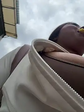 Snapshot of ThamaraGen_ chatting on February 20, 2026, 1:13 pm ThamaraGen online show from February 20, 2026, 1:13 pm