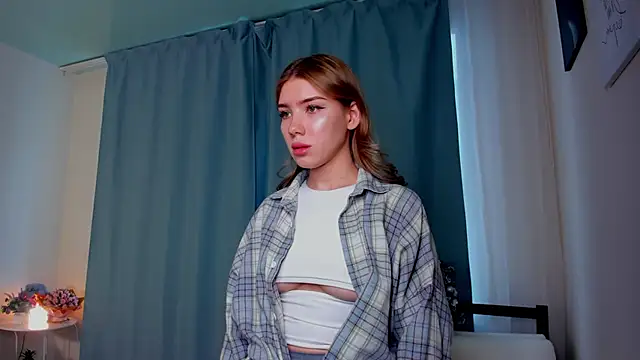 EmmaStoneWants online show from January 15, 2026, 8:07 am