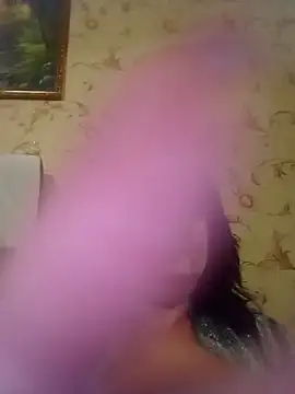 NysiOlsen online show from June 18, 2026, 6:46 pm