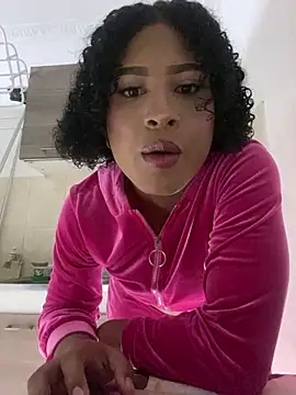 Snapshot of valeria_19x chatting on February 1, 2026, 4:44 am valeria 19x online show from February 1, 2026, 4:44 am