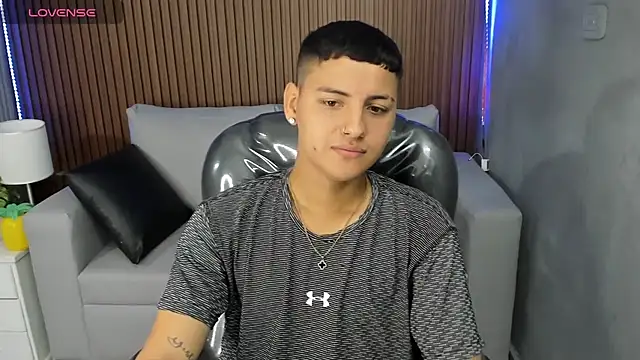 Liam9  online show from February 4, 2026, 12:33 pm