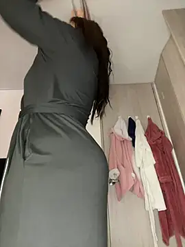 Pretty  Milf online show from July 4, 2026, 7:51 pm