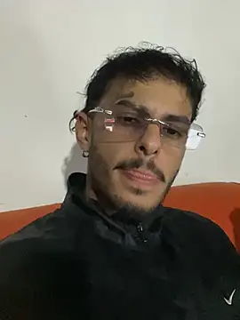 Snapshot of liyamjunior chatting on February 27, 2026, 5:51 am liyamjunior online show from February 27, 2026, 5:51 am