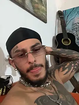 Snapshot of liyamjunior chatting on February 19, 2026, 7:55 pm liyamjunior online show from February 19, 2026, 7:55 pm