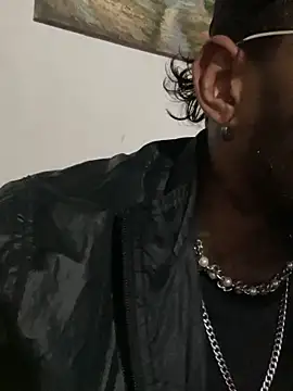 Snapshot of liyamjunior chatting on February 25, 2026, 5:40 am liyamjunior online show from February 25, 2026, 5:40 am