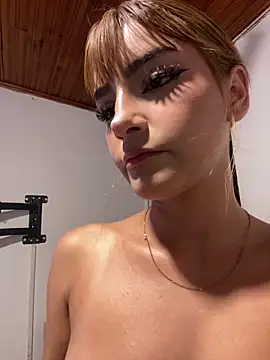 ivy-777 online show from February 15, 2026, 8:41 pm