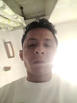 clason19 online show from January 15, 2026, 3:54 am