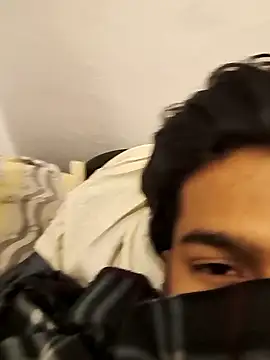 Snapshot of Hottlund6 chatting on January 16, 2026, 5:28 pm Hottlund6 online show from January 16, 2026, 5:28 pm