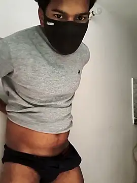 Snapshot of Hottlund6 chatting on February 2, 2026, 2:43 am Hottlund6 online show from February 2, 2026, 2:43 am