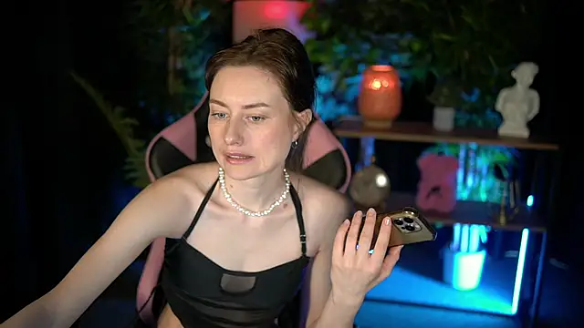 baby luna xo online show from February 24, 2026, 9:54 am