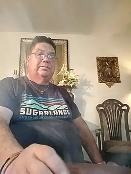 Snapshot of Zordomudo13 chatting on February 4, 2026, 2:17 am Zordomudo13 online show from February 4, 2026, 2:17 am