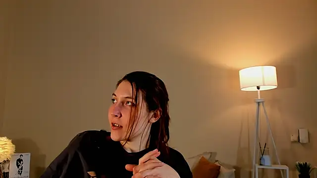 ClariceWellen online show from January 15, 2026, 6:55 pm