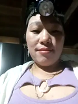 Snapshot of Nga_x9 chatting on February 26, 2026, 12:49 pm Nga x9 online show from February 26, 2026, 12:49 pm