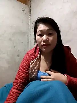 Snapshot of Nga_x9 chatting on February 18, 2026, 10:17 pm Nga x9 online show from February 18, 2026, 10:17 pm