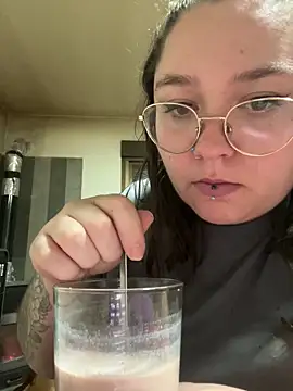 Snapshot of _maracr19_ chatting on February 15, 2026, 3:55 pm maracr19 online show from February 15, 2026, 3:55 pm