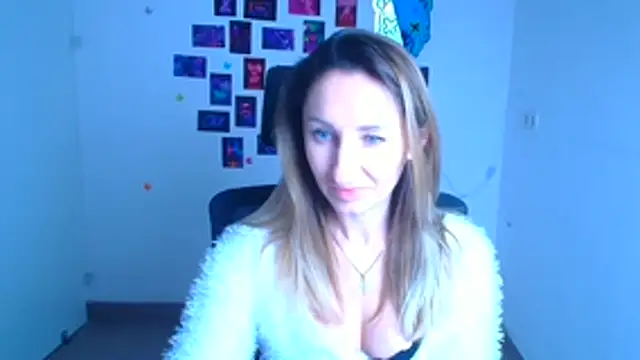 Snapshot of Diana_Sweeet_ chatting on January 19, 2026, 12:42 pm Diana Sweeet online show from January 19, 2026, 12:42 pm