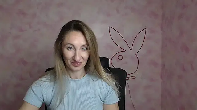 Diana Sweeet  online show from May 5, 2026, 5:54 am