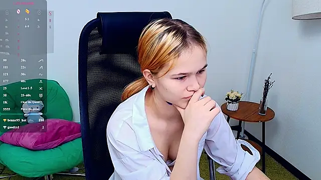 OwlLynn online show from May 1, 2026, 9:25 am