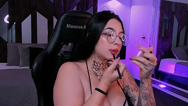 Mila laurent1 online show from February 23, 2026, 11:05 pm