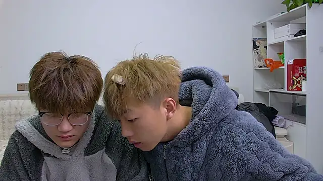 Chocolates-001 online show from February 1, 2026, 10:46 am