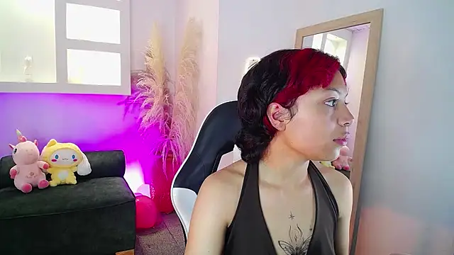 melodyy as online show from May 7, 2026, 1:03 pm