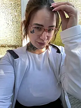 Snapshot of NyxTattoo chatting on May 7, 2026, 4:21 pm NyxTattoo online show from May 7, 2026, 4:21 pm