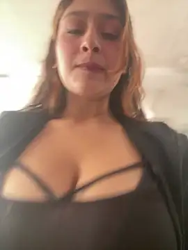 Snapshot of TatiJx_Pink chatting on February 19, 2026, 1:30 pm TatiJx Pink online show from February 19, 2026, 1:30 pm