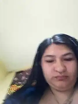 LauraHorny69 online show from April 15, 2026, 2:43 pm