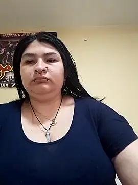 LauraHorny69 online show from April 5, 2026, 3:51 pm