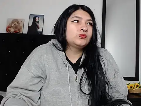 LauraHorny69 online show from March 11, 2026, 1:27 pm