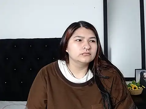 Snapshot of LauraHorny69 chatting on February 25, 2026, 12:49 pm LauraHorny69 online show from February 25, 2026, 12:49 pm