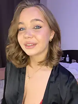 Snapshot of SilverHanna chatting on February 2, 2026, 11:26 pm SilverHanna online show from February 2, 2026, 11:26 pm